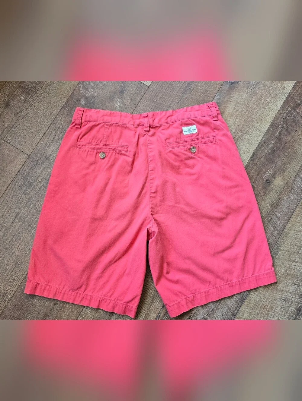 Vineyard Vines Men's Coral Club Shorts Size 30